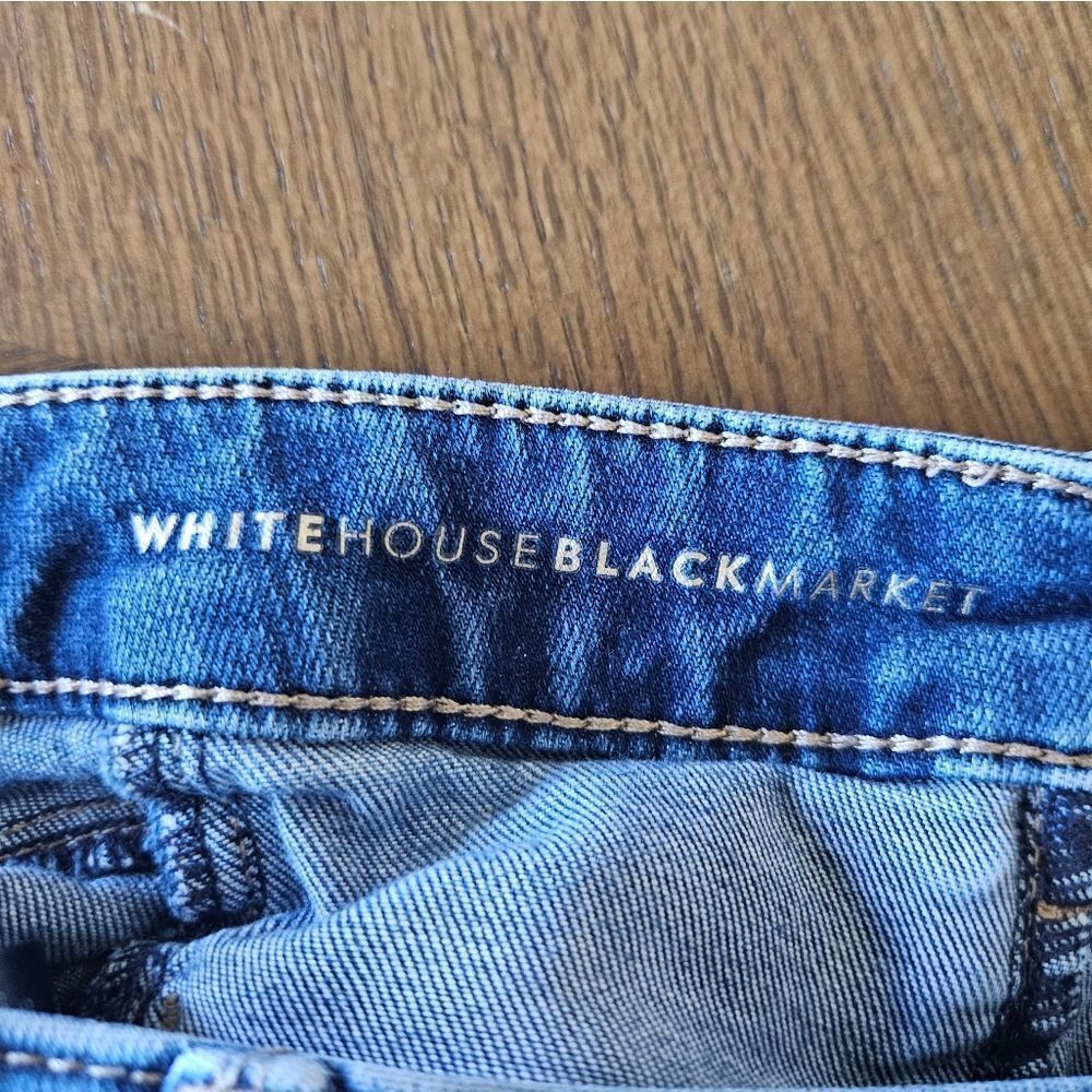 Women's White House Black Market Jeans Size 00L THE SKINNY